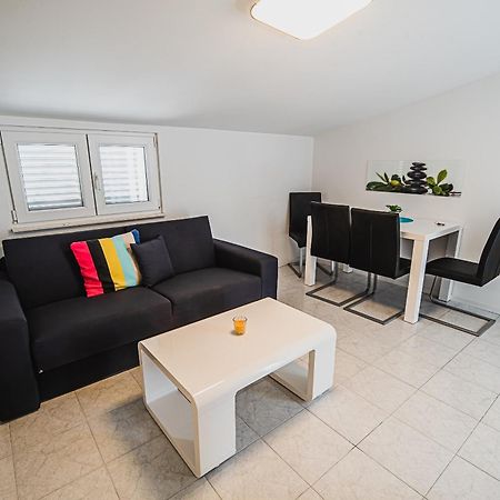 Downtown Park Apartments With Balcony ヴォディツェ 部屋 写真