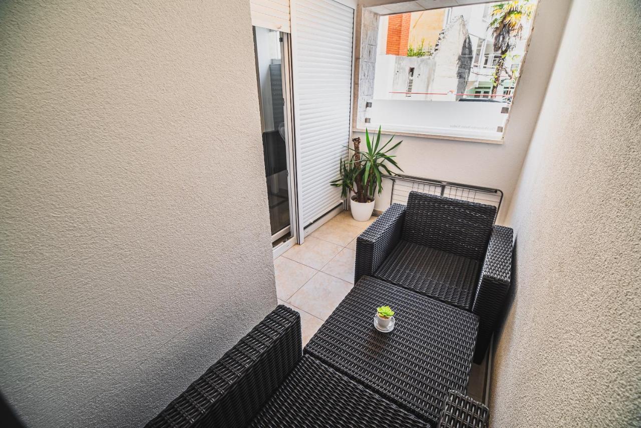 Downtown Park Apartments With Balcony ヴォディツェ エクステリア 写真