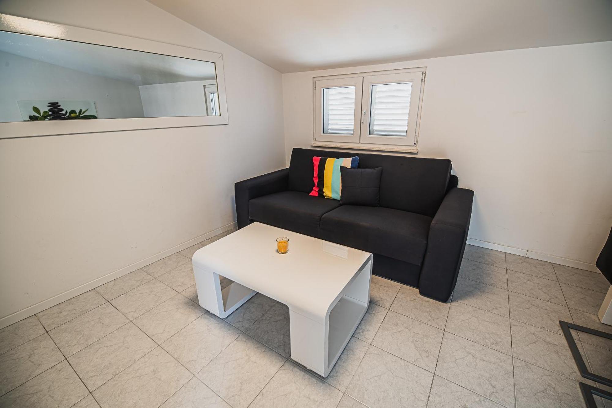 Downtown Park Apartments With Balcony ヴォディツェ 部屋 写真