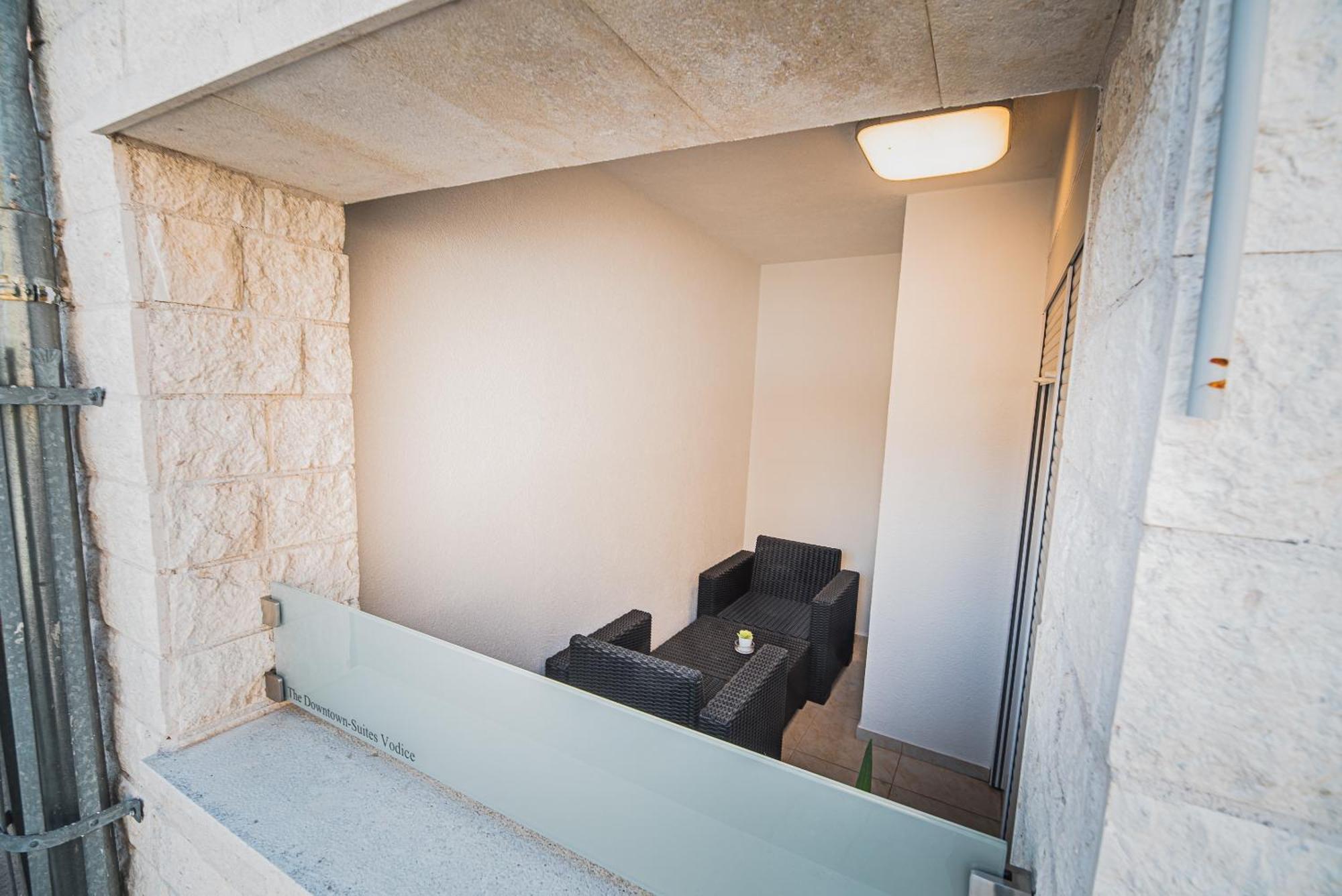 Downtown Park Apartments With Balcony ヴォディツェ 部屋 写真