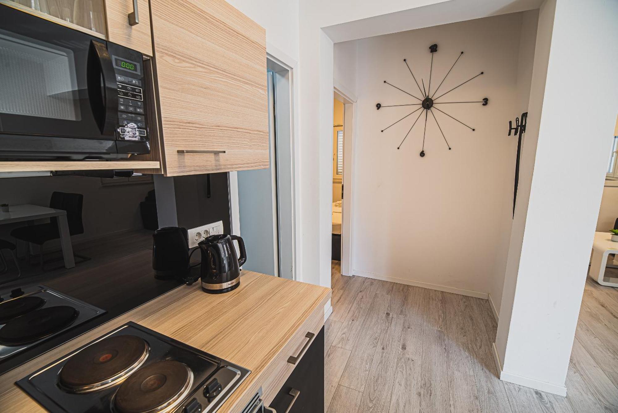 Downtown Park Apartments With Balcony ヴォディツェ 部屋 写真